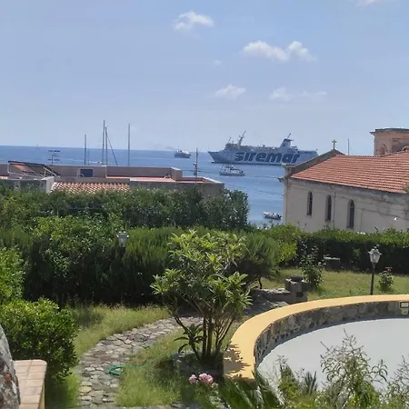 بيت للعطل Marina